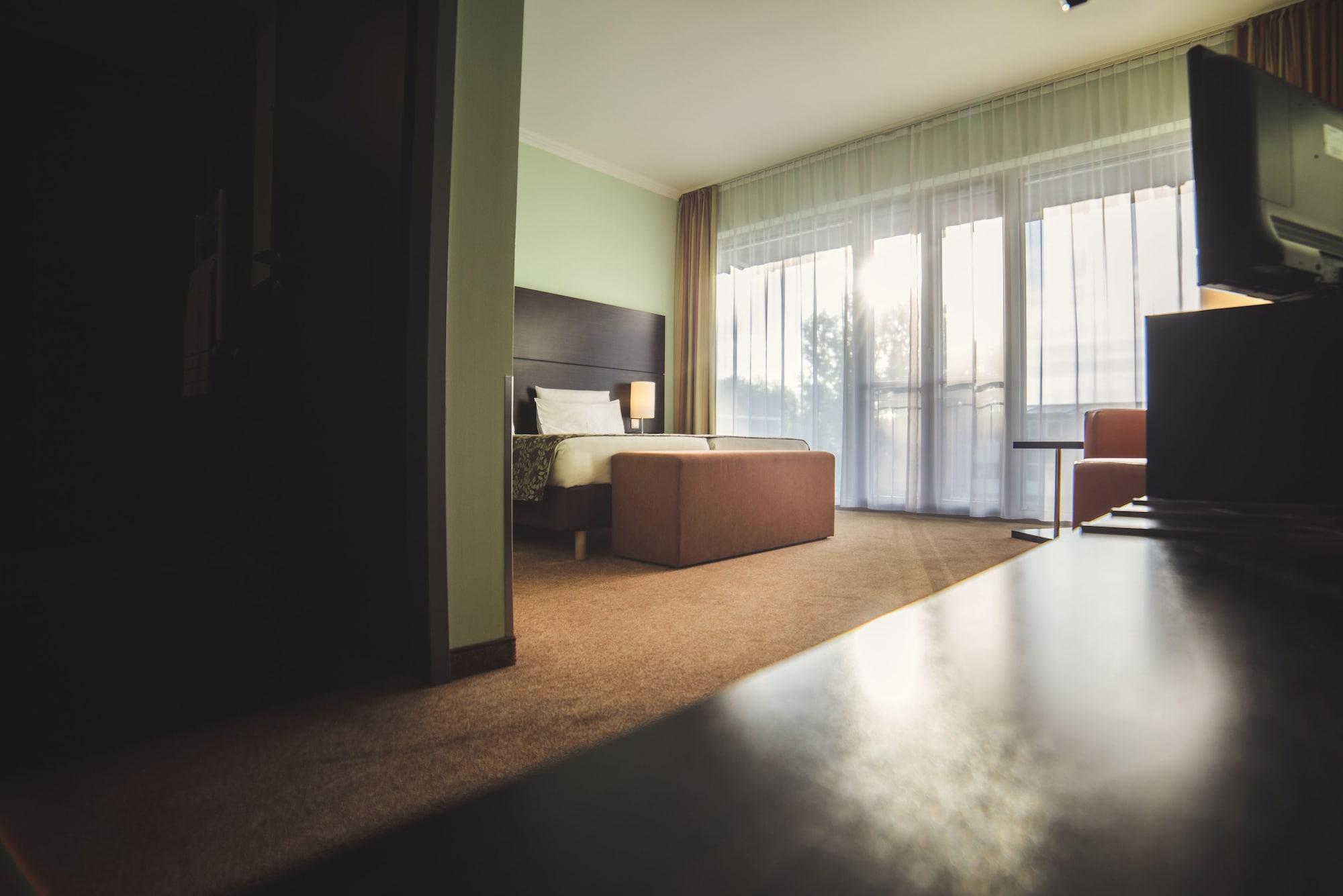 Hotel Central Regensburg Citycentre, Sure Hotel Collection By Best Western Exterior photo