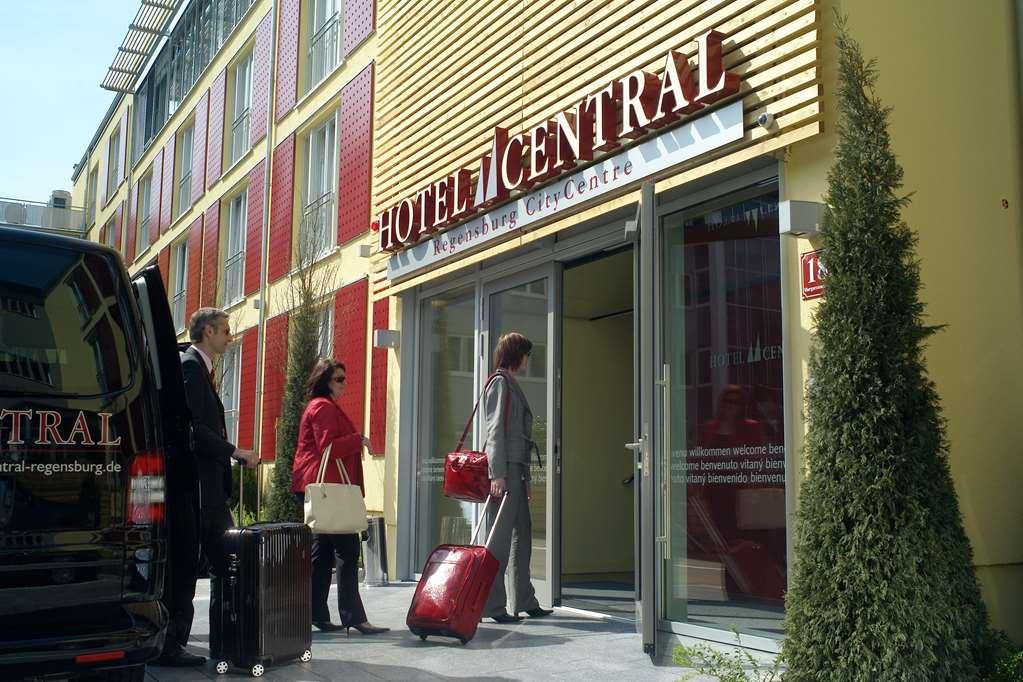 Hotel Central Regensburg Citycentre, Sure Hotel Collection By Best Western Exterior photo