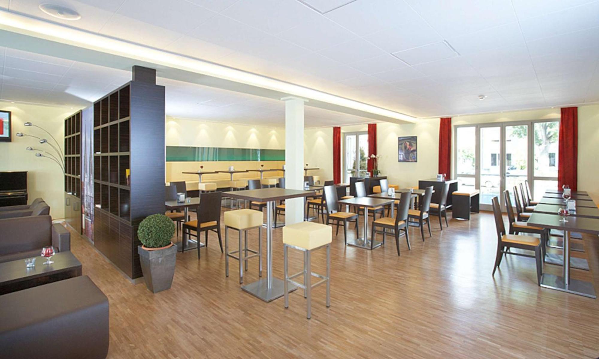 Hotel Central Regensburg Citycentre, Sure Hotel Collection By Best Western Exterior photo