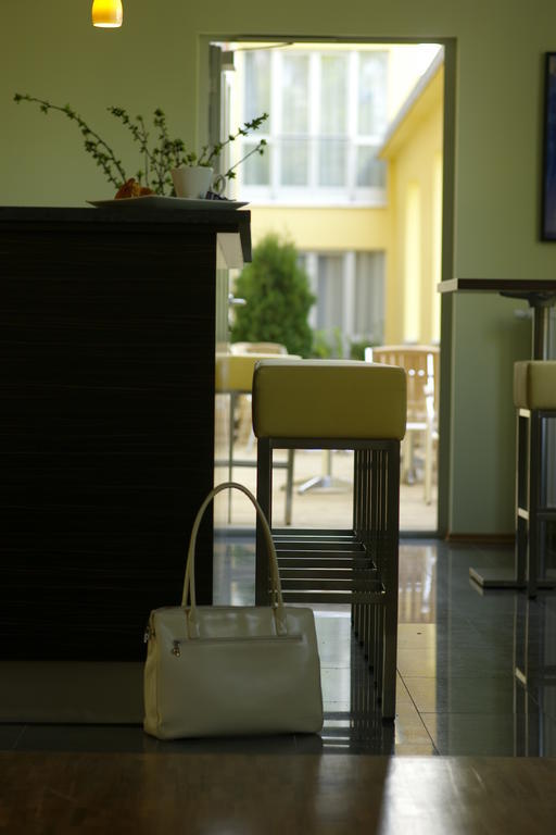 Hotel Central Regensburg Citycentre, Sure Hotel Collection By Best Western Exterior photo